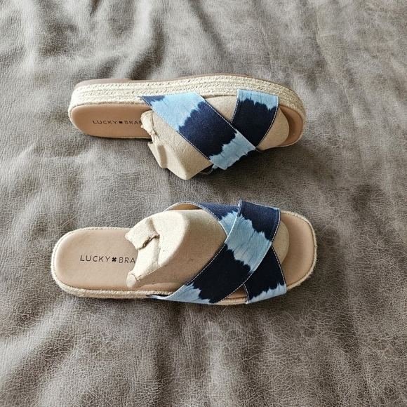 Lucky Brand Gayte Sandals - Picture 2 of 7